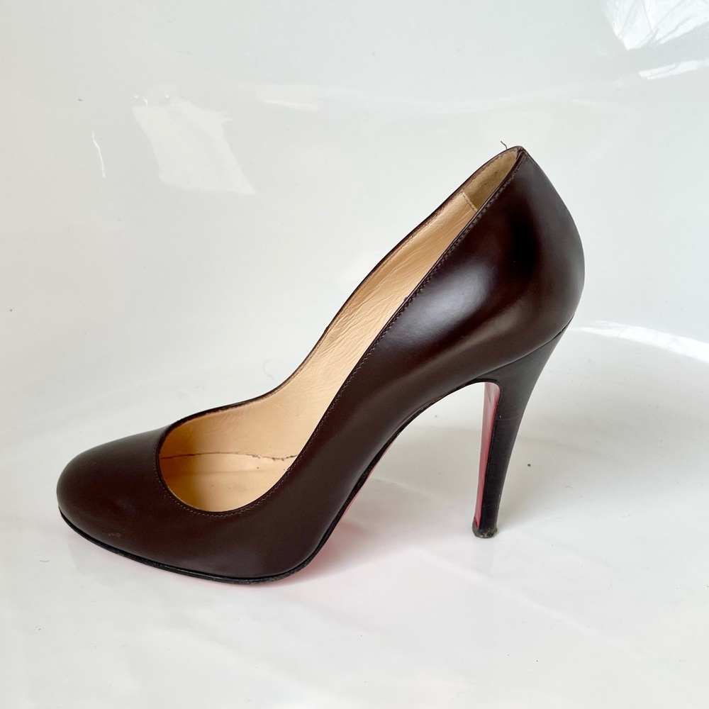 Christian Louboutin, Classic Brown Leather Pumps Si… Gem